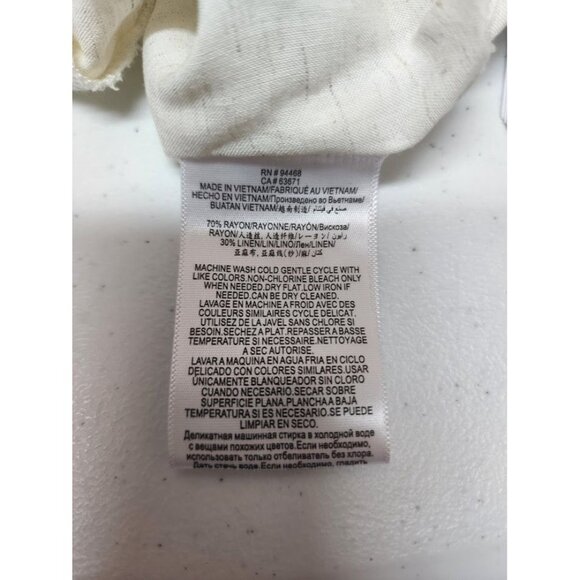 BCBGeneration Off The Shoulder Crop Top Women's XXS 2XS Ivory Ruffled Button NEW - Picture 5 of 11